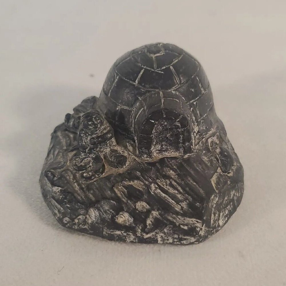 A Wolf Original Canada Igloo Eskimo Inuit Carved Soapstone Handmade Sculpture